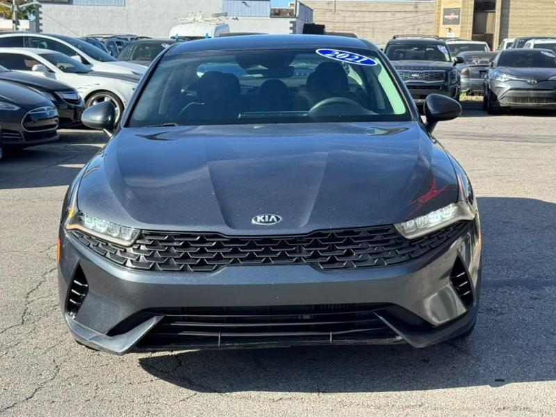 Kia K5 LXS 2021