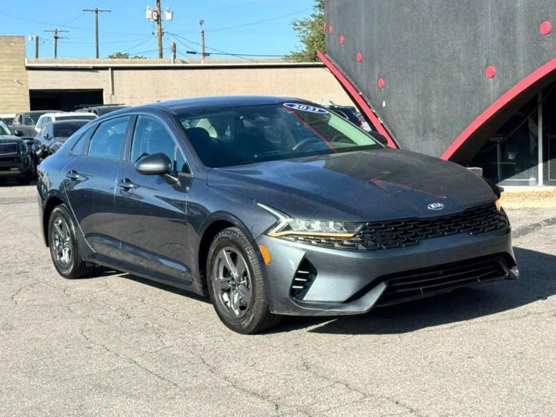 Kia K5 LXS 2021