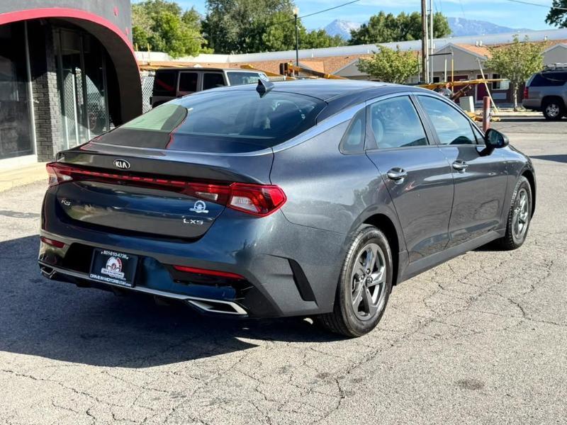 Kia K5 LXS 2021