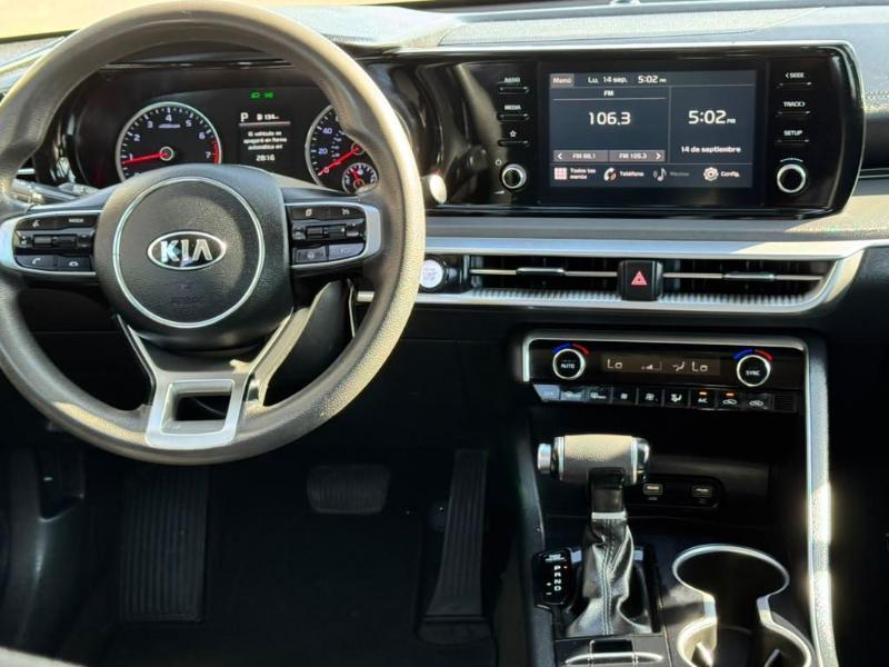 Kia K5 LXS 2021