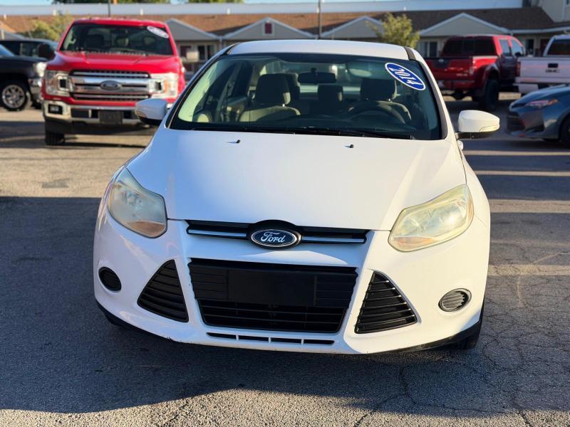 Ford Focus SE Sedan 2014