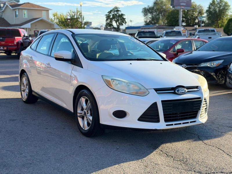 Ford Focus SE Sedan 2014