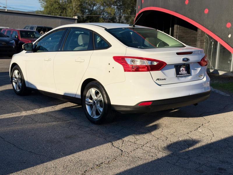 Ford Focus SE Sedan 2014