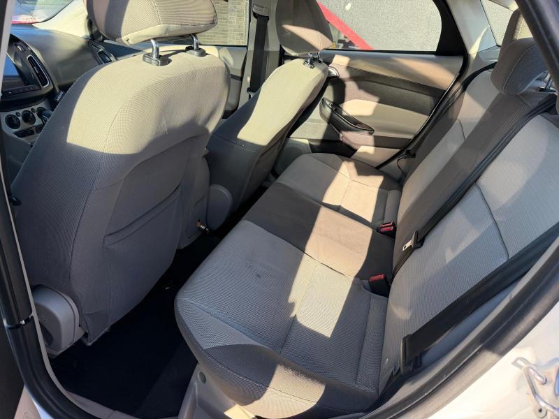 Ford Focus SE Sedan 2014