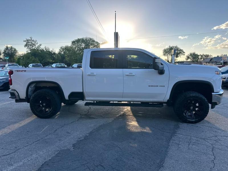 Chevrolet Silverado 2500HD LT Crew Cab Short Box 4WD 2021