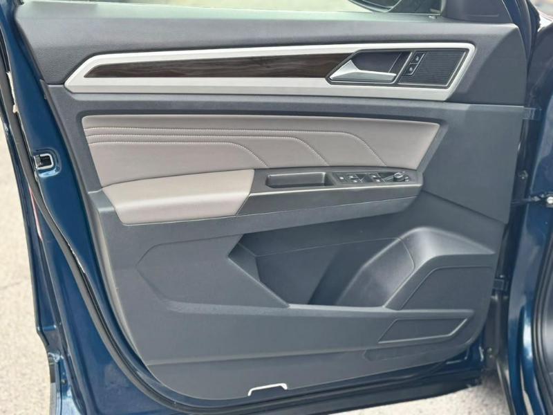 Volkswagen Atlas V6 SE w/Technology 4MOTION 2022