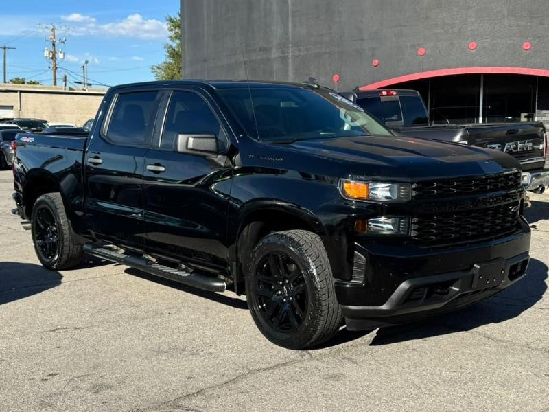 Chevrolet Silverado 1500 Custom Crew Cab Short Box 4WD 2021
