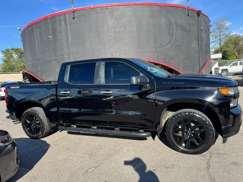Chevrolet Silverado 1500 Custom Crew Cab Short Box 4WD 2021