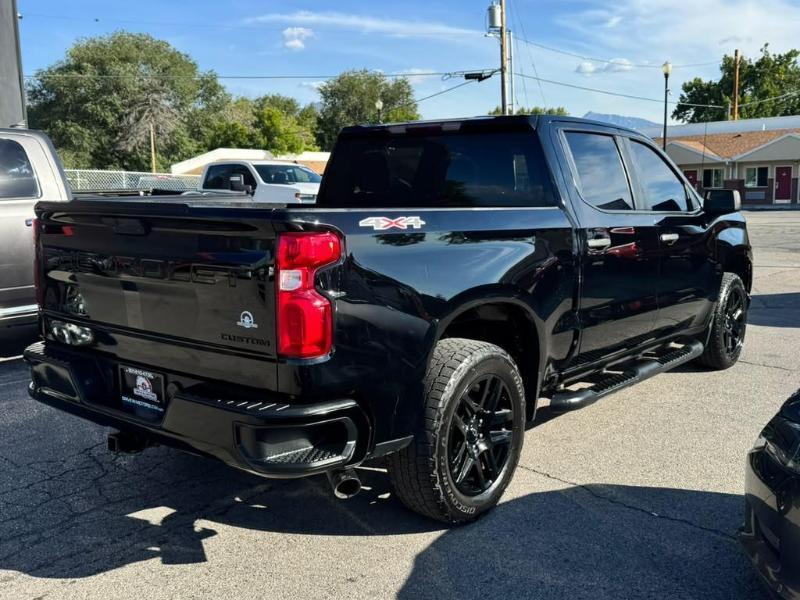 Chevrolet Silverado 1500 Custom Crew Cab Short Box 4WD 2021