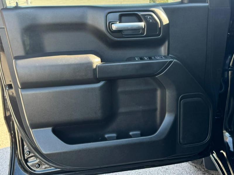 Chevrolet Silverado 1500 Custom Crew Cab Short Box 4WD 2021