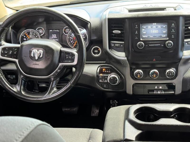 RAM 1500 Big Horn Quad Cab 4WD 2019