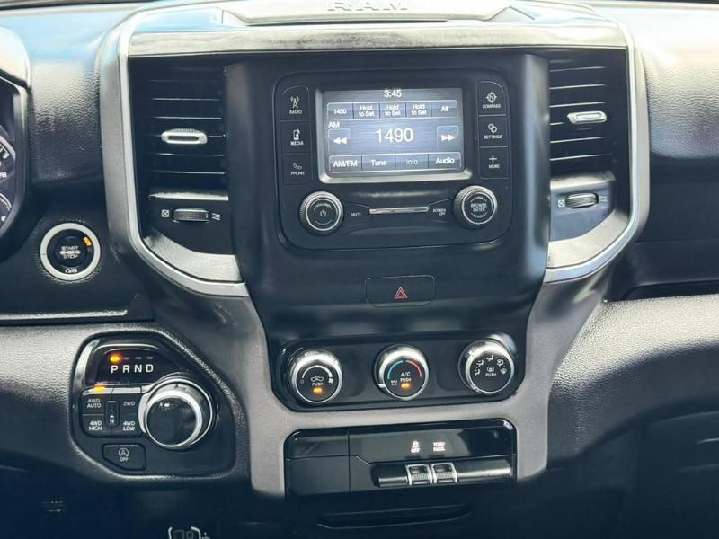 RAM 1500 Big Horn Quad Cab 4WD 2019