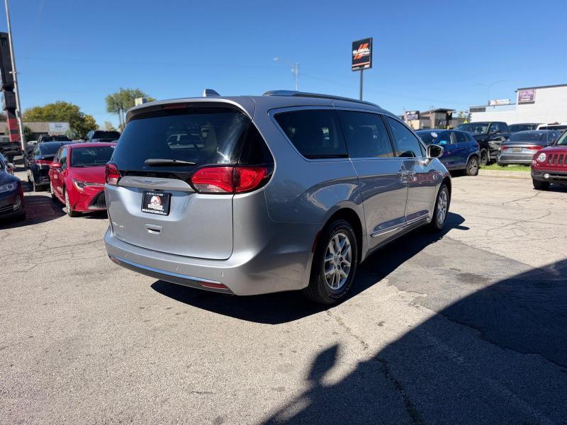 Chrysler Pacifica Touring-L 2020