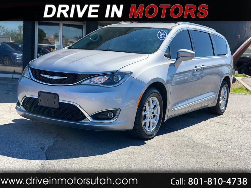 2020 Chrysler Pacifica Touring-L