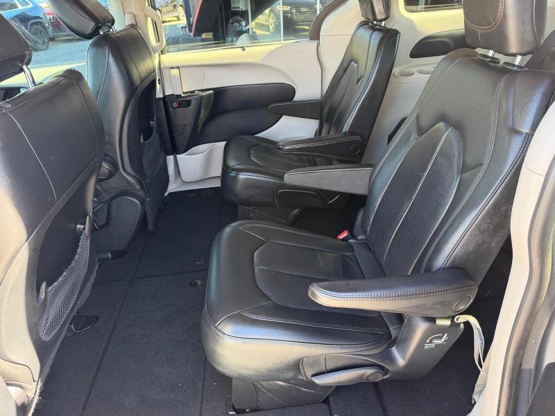 Chrysler Pacifica Touring-L 2020