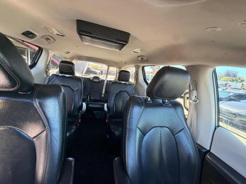 Chrysler Pacifica Touring-L 2020