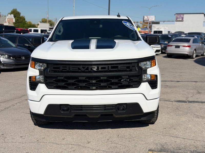 Chevrolet Silverado 1500 Custom Crew Cab 4WD 2023