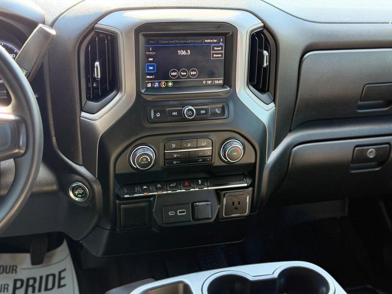 Chevrolet Silverado 1500 Custom Crew Cab 4WD 2023