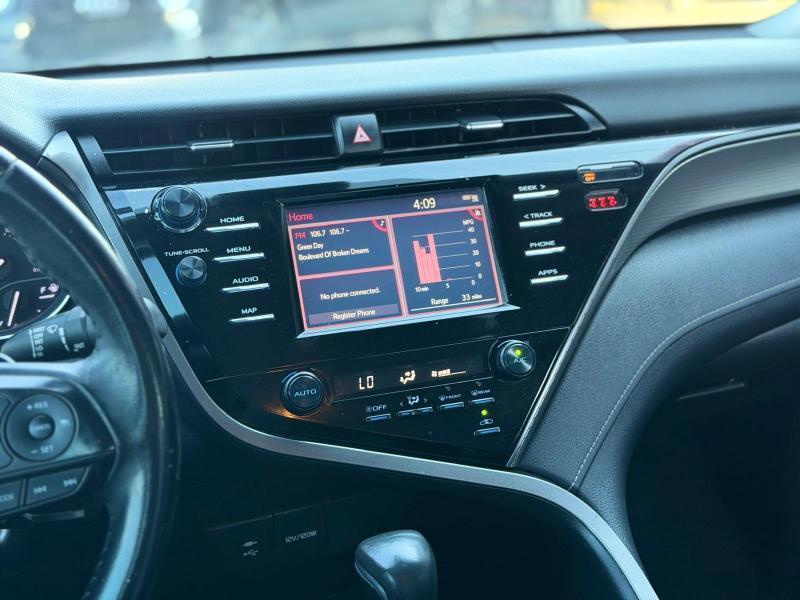 Toyota Camry XLE 2019