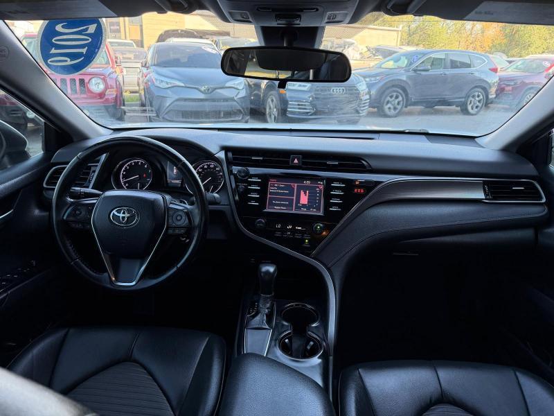 Toyota Camry XLE 2019