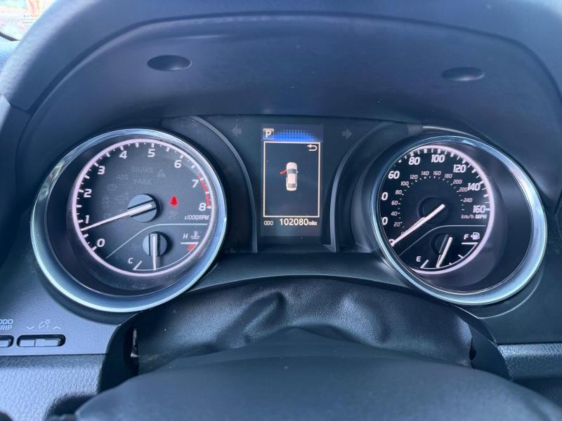 Toyota Camry XLE 2019