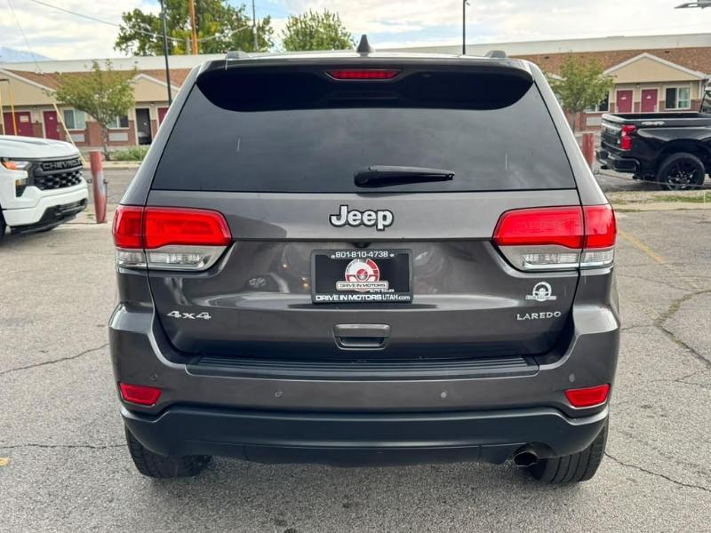 Jeep Grand Cherokee Laredo 4WD 2019