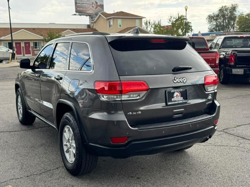 Jeep Grand Cherokee Laredo 4WD 2019