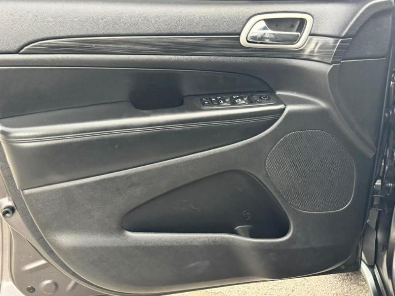 Jeep Grand Cherokee Laredo 4WD 2019