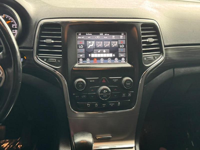 Jeep Grand Cherokee Laredo 4WD 2019
