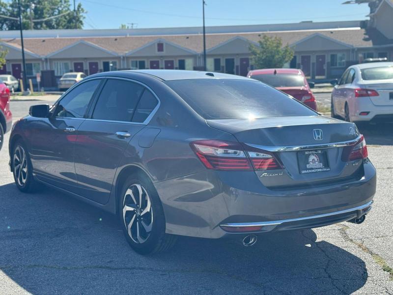 Honda Accord EX-L Sedan V6 CVT w/ Honda Sensing 6-Spd AT 2016