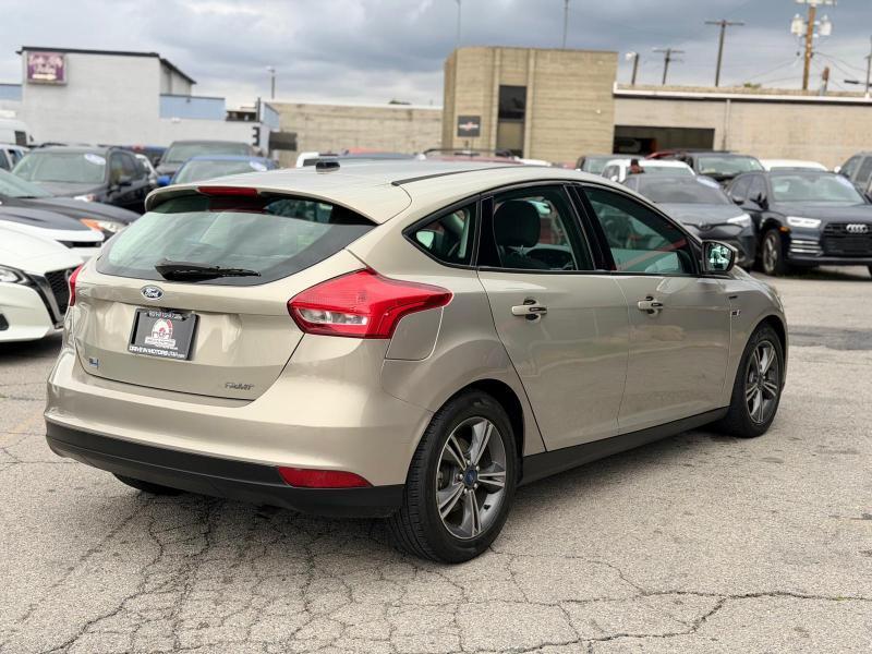 Ford Focus SE Hatch 2016