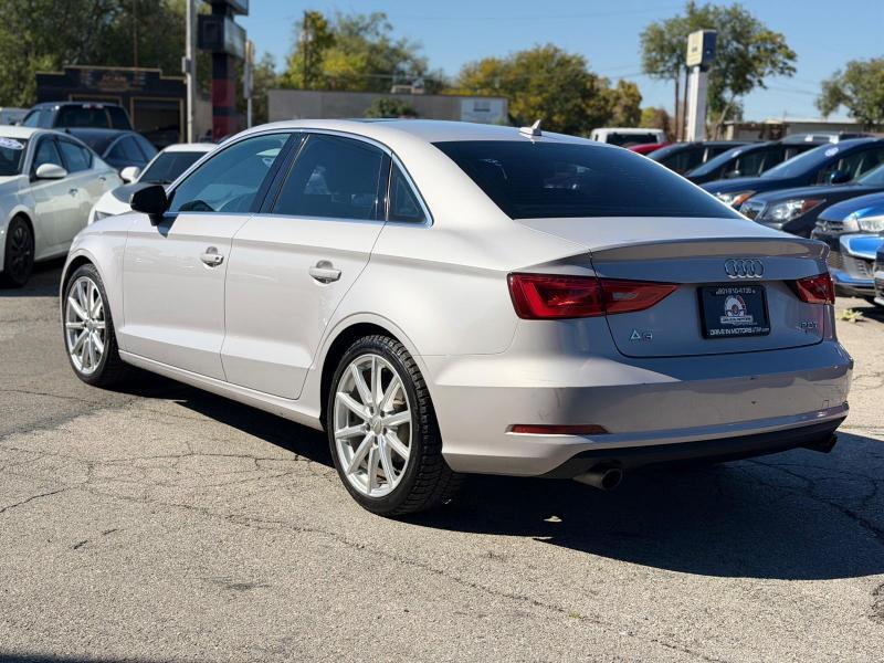 Audi A3 2.0T Premium Sedan quattro S tronic 2015