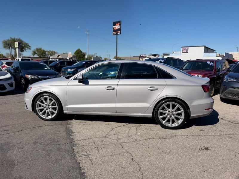 Audi A3 2.0T Premium Sedan quattro S tronic 2015