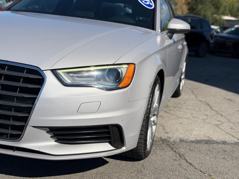 Audi A3 2.0T Premium Sedan quattro S tronic 2015