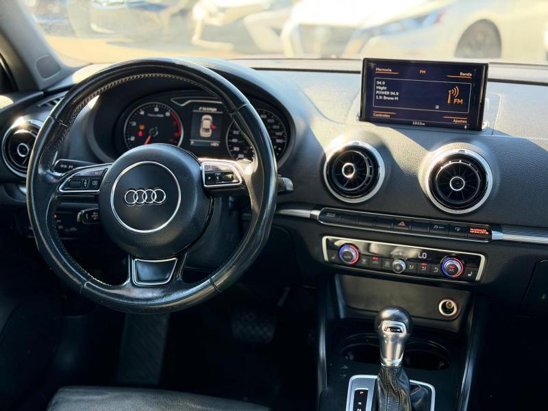 Audi A3 2.0T Premium Sedan quattro S tronic 2015