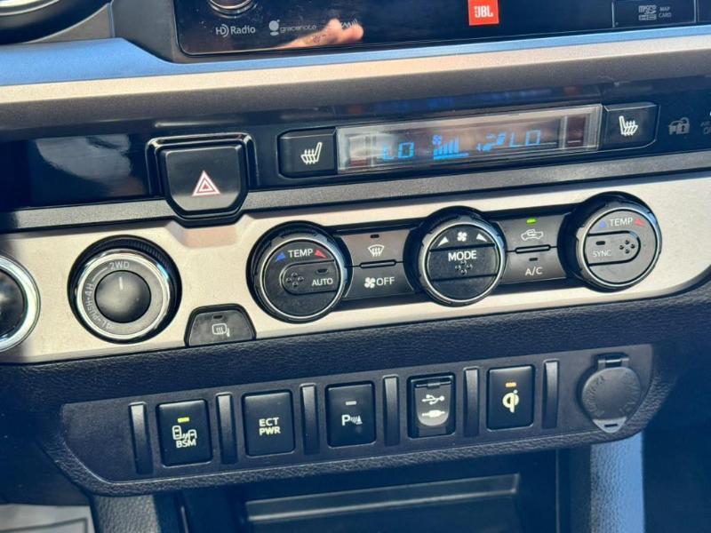Toyota Tacoma Limited Double Cab V6 6AT 4WD 2017