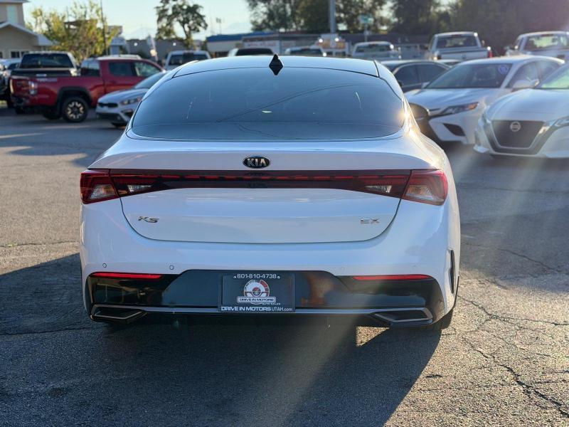 Kia K5 EX 2021