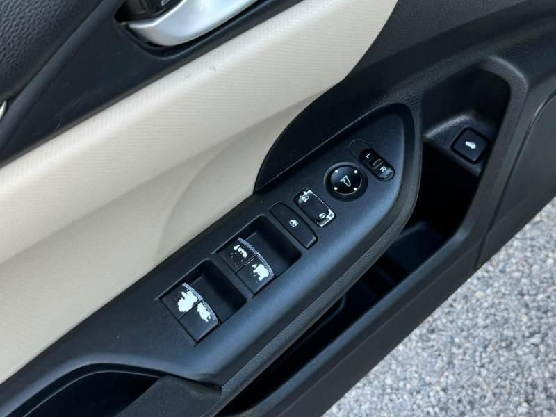 Honda Civic LX Sedan CVT 2017