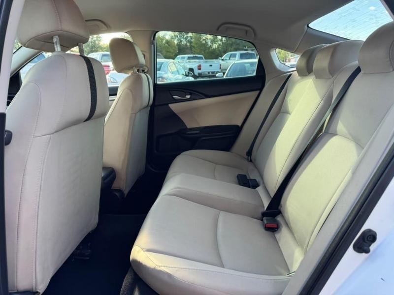 Honda Civic LX Sedan CVT 2017