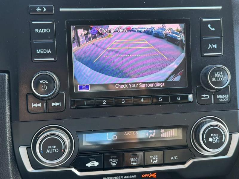 Honda Civic LX Sedan CVT 2017