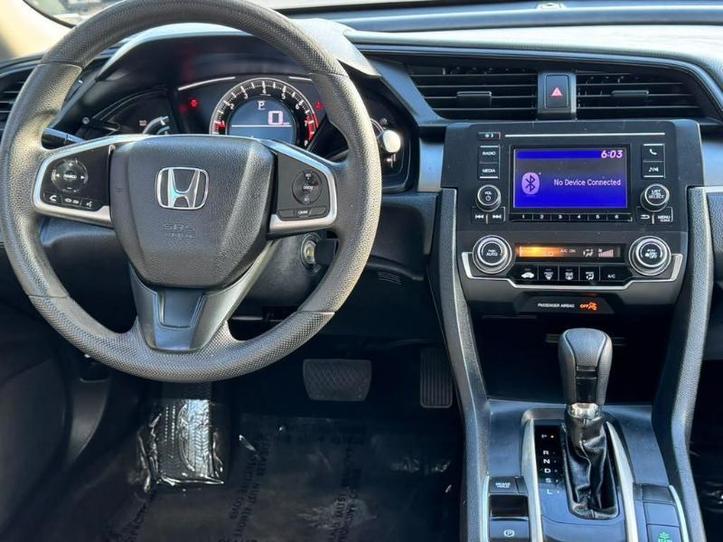 Honda Civic LX Sedan CVT 2017