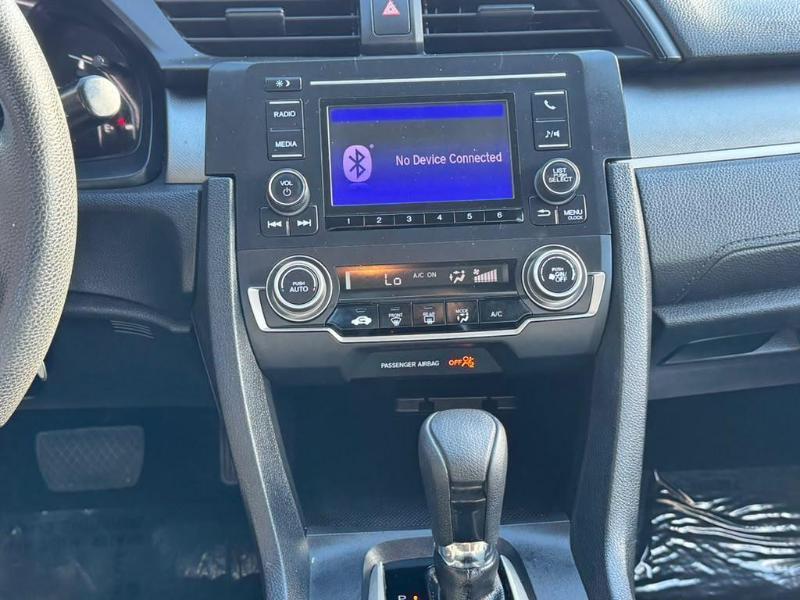 Honda Civic LX Sedan CVT 2017