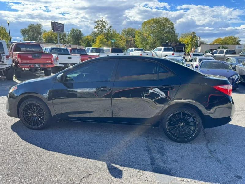 Toyota Corolla LE CVT 2017