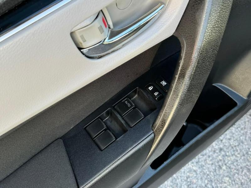 Toyota Corolla LE CVT 2017