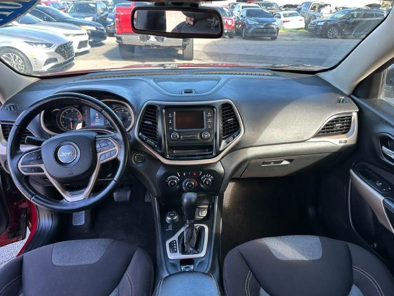 Jeep Cherokee Sport 4WD 2017