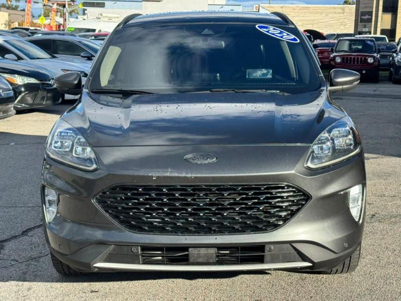 Ford Escape Titanium 4WD 2020