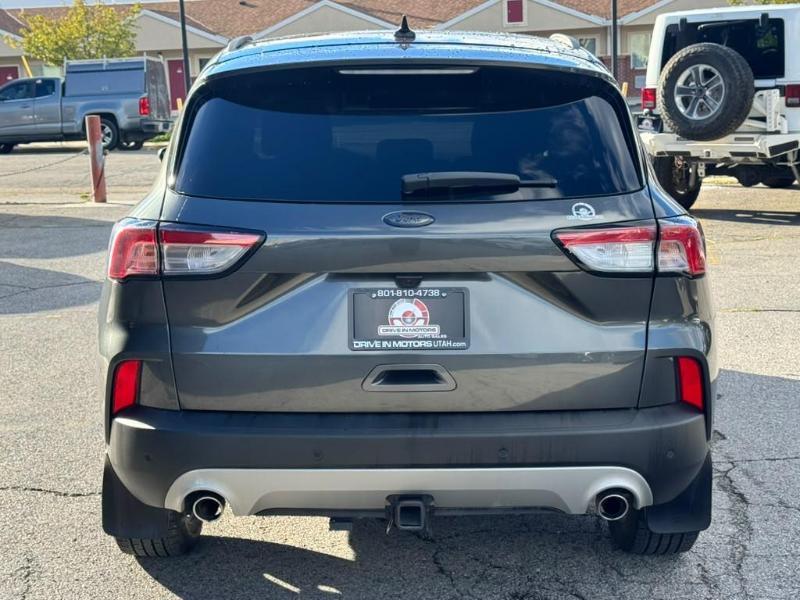 Ford Escape Titanium 4WD 2020