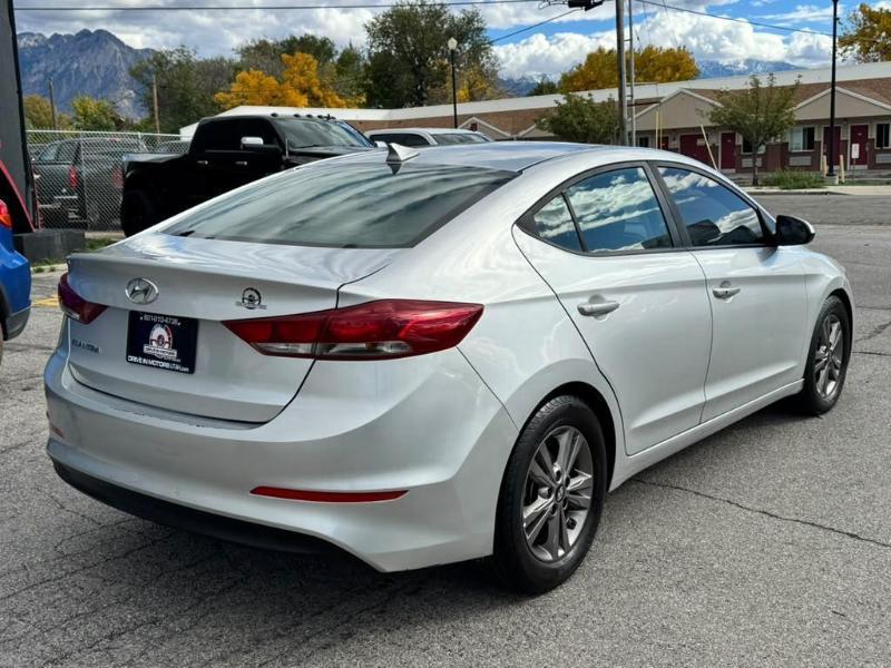 Hyundai Elantra Limited 2018