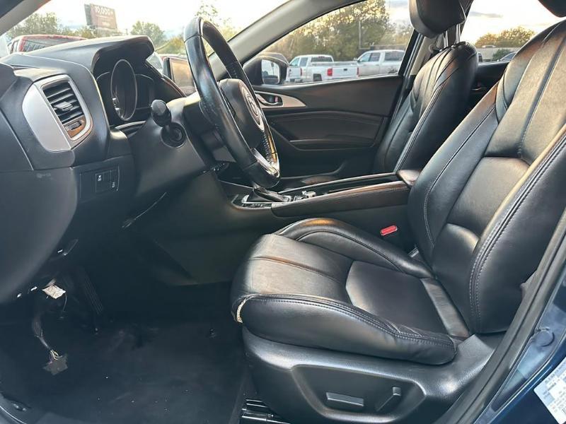 Mazda MAZDA3 s Touring AT 4-Door 2018