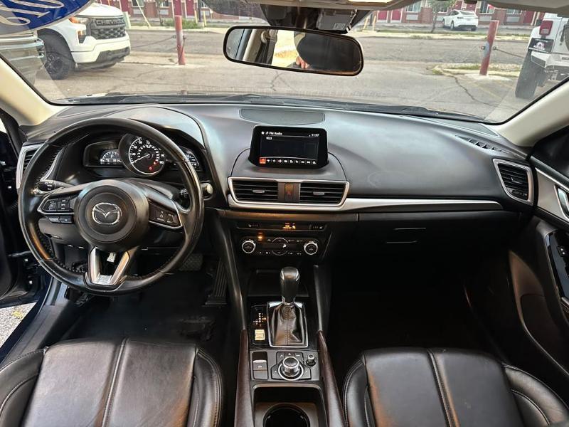 Mazda MAZDA3 s Touring AT 4-Door 2018